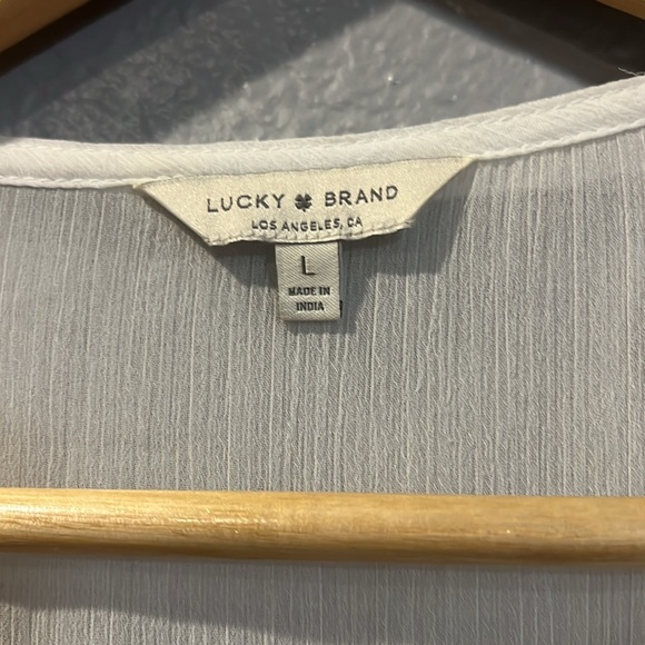 Women tops - Picture 2 of 4